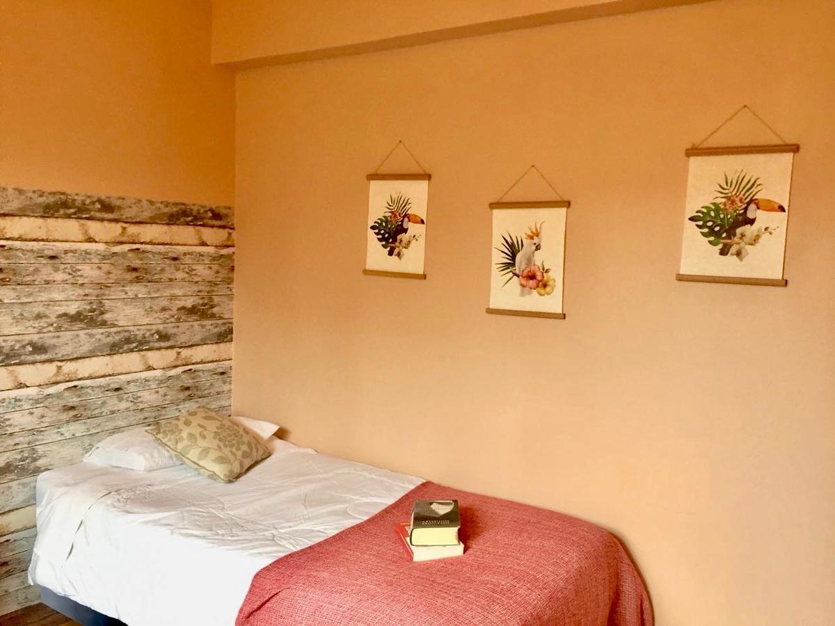 Hostal Caracol Сантьяго Екстер'єр фото